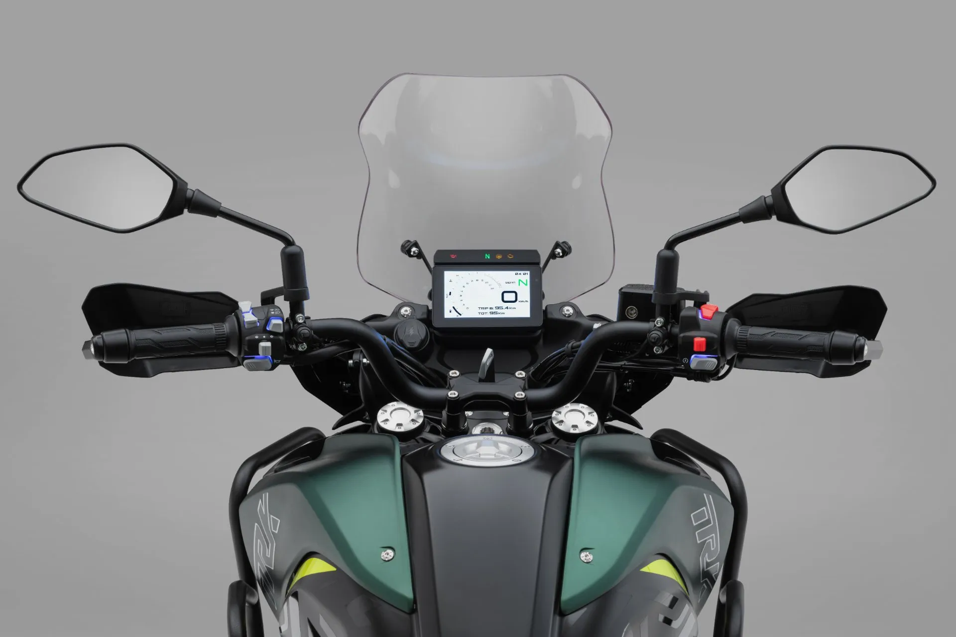 Benelli trk 702 x 2026 galerie 03