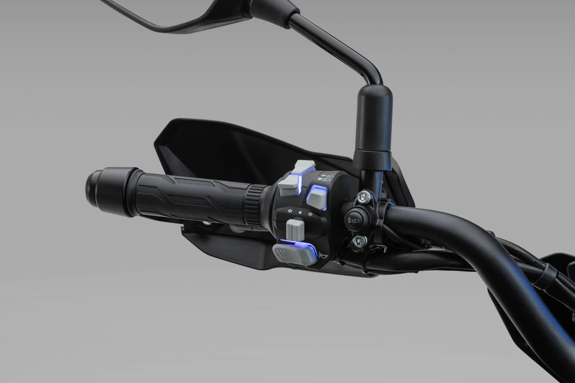 Benelli trk 702 x 2026 galerie 04