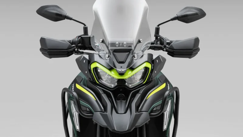 Benelli trk 702 x 2026 detail 3